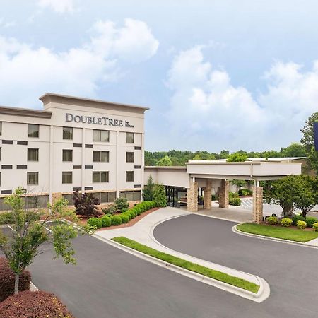 Doubletree By Hilton Greensboro Airport Exterior foto