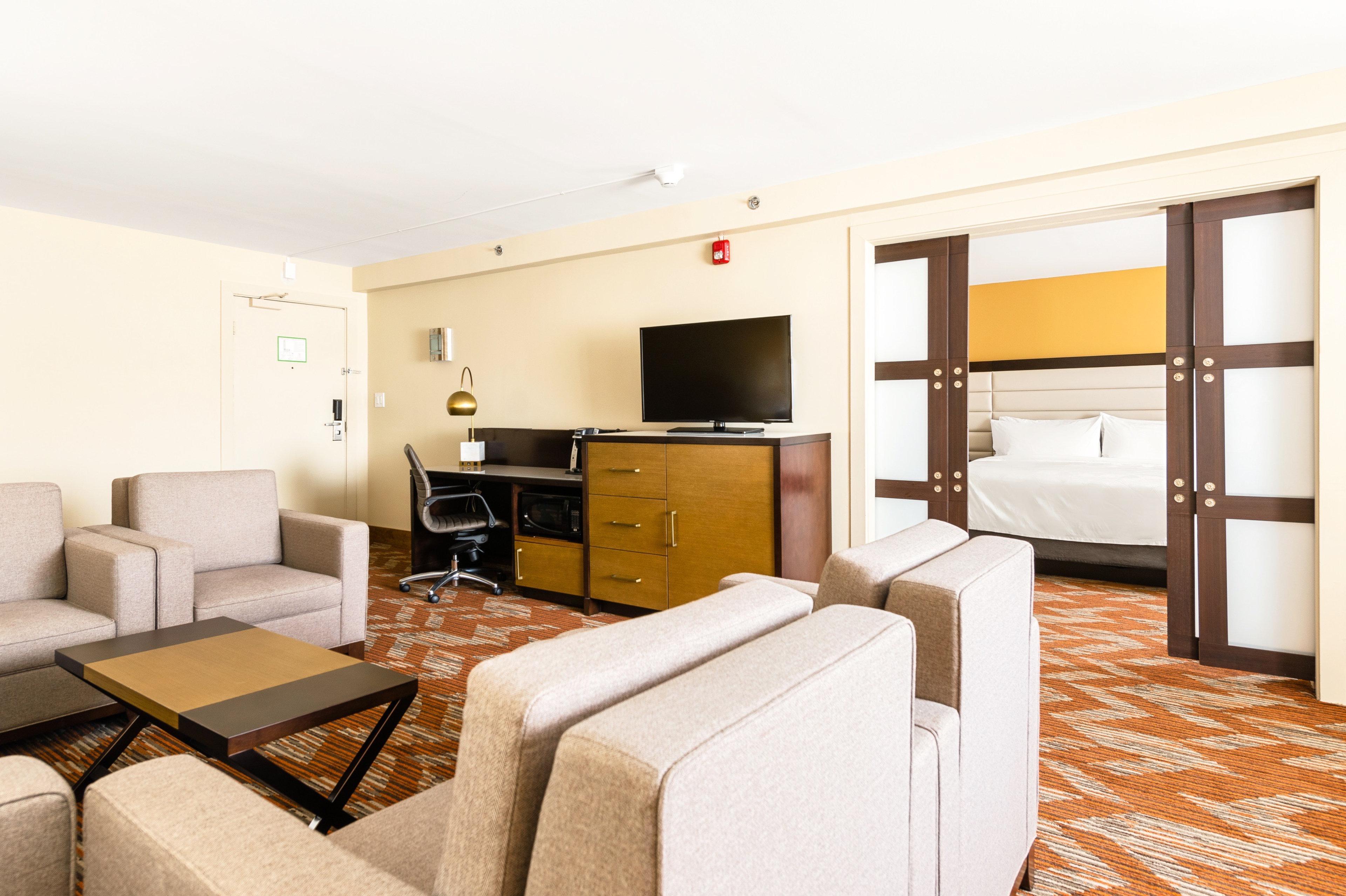 Doubletree By Hilton Greensboro Airport Exterior foto
